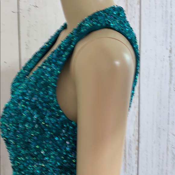 NWT Aiden Mattox Sequin V-Neck Evening Gown - Picture 8 of 15
